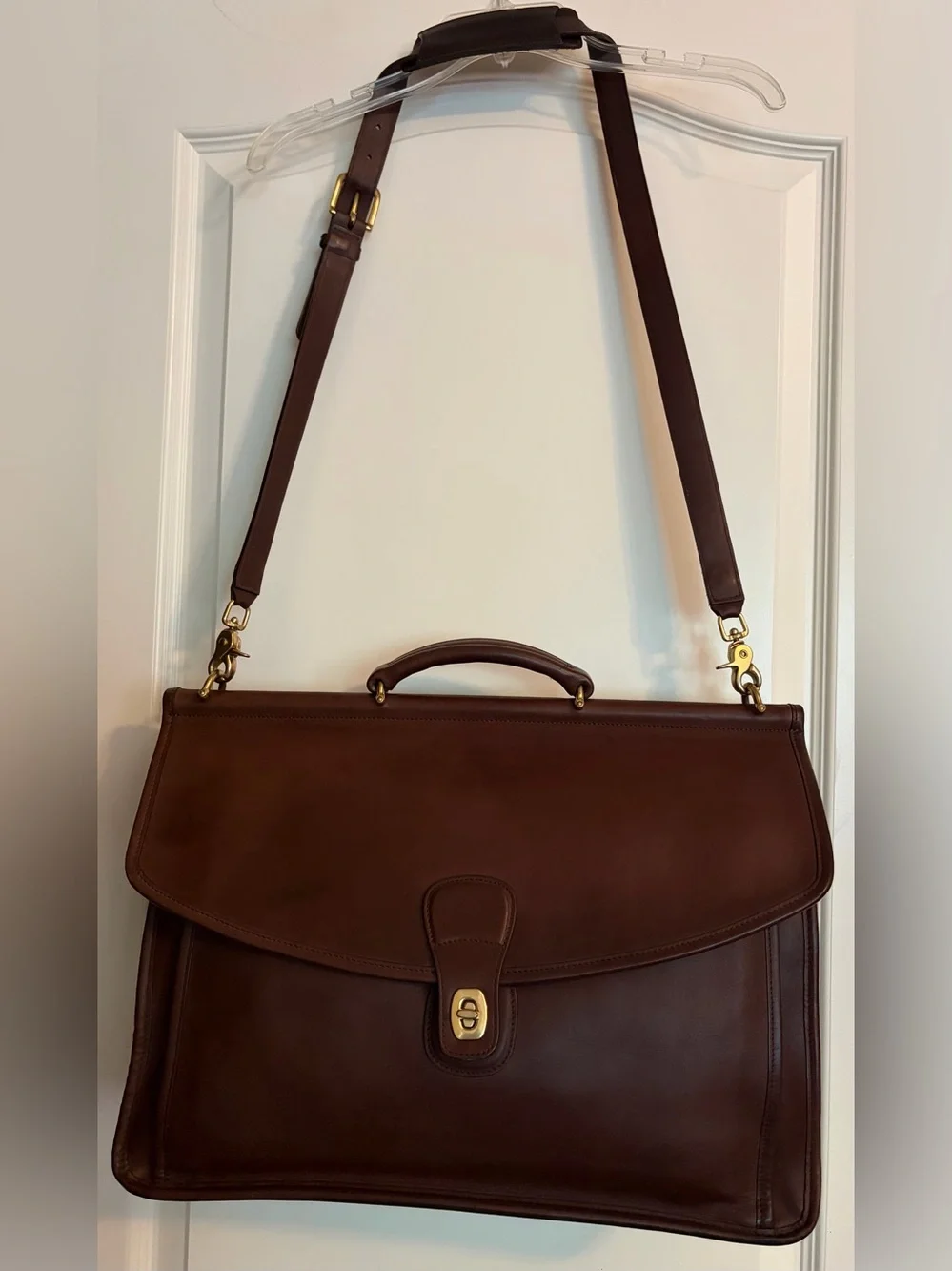 Authentic Vintage Coach Mahogany Like Anne Hathaway’s in The Devil Wears Prada 2